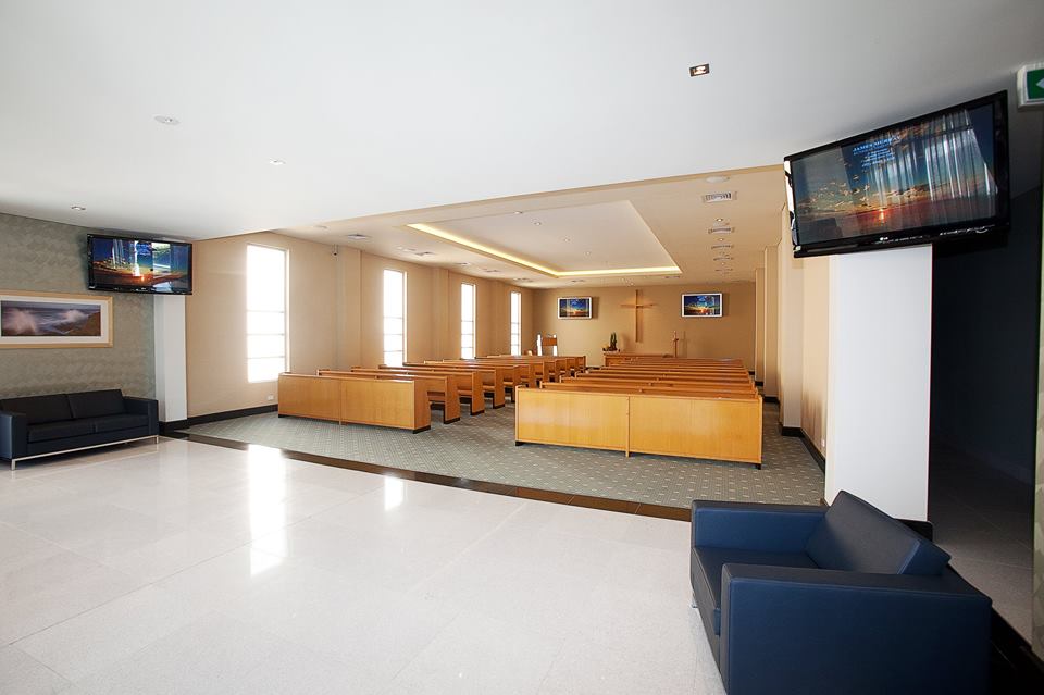 James-Murray-Chapel-Inside